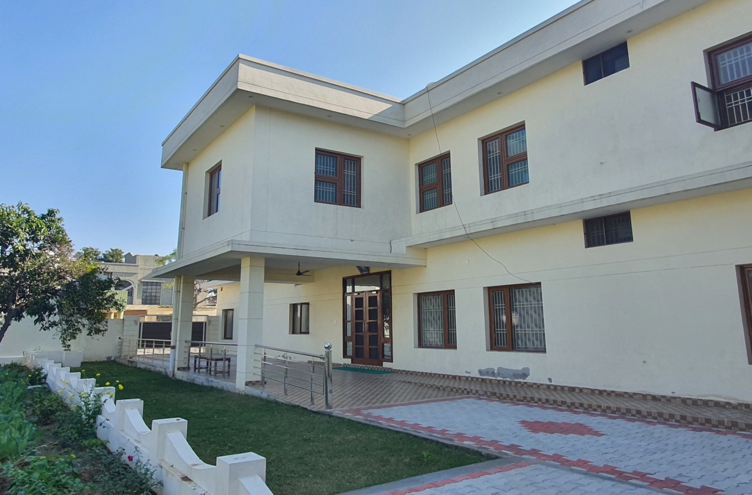 Crisut Jyoti Sister’s Convent Amloh